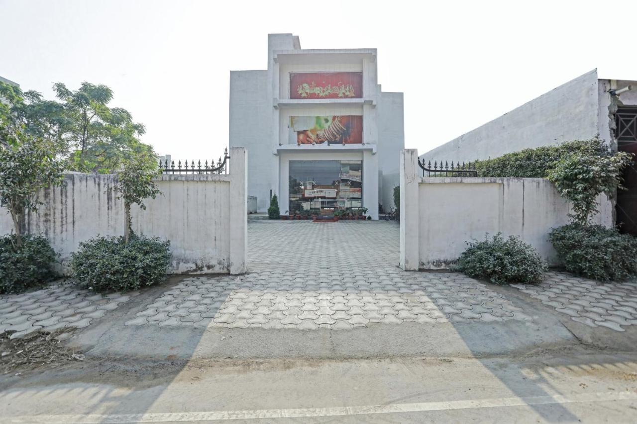 Oyo Flagship 80971 The Lime Tree Bareilly Ngoại thất bức ảnh