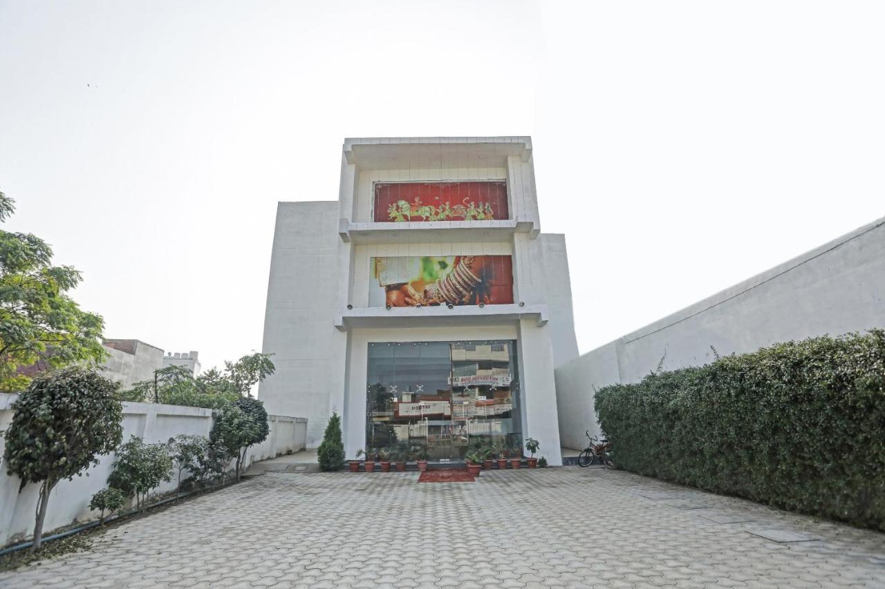 Oyo Flagship 80971 The Lime Tree Bareilly Ngoại thất bức ảnh